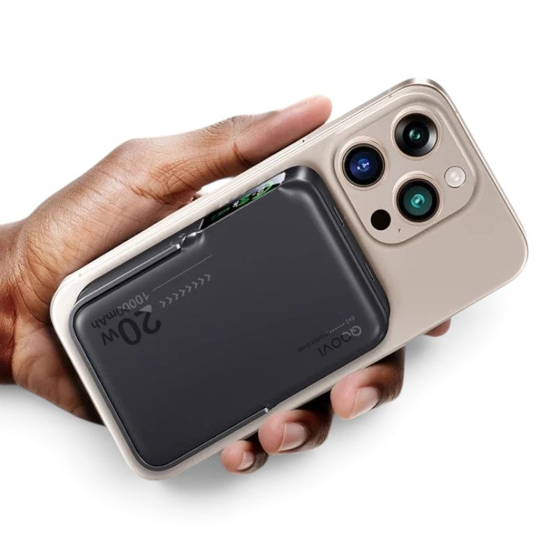 zero2cart 10000mAh magnetic wireless power bank attached to the back of a smartphone for portable charging